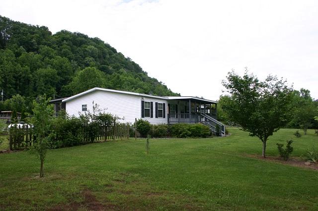 3970 Horsepen Road Cosby, TN 37722 - Photo 3 of 40 IMG_5647
