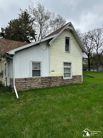 $89,900 | 12933 Lulu Road, Ida, MI 48140