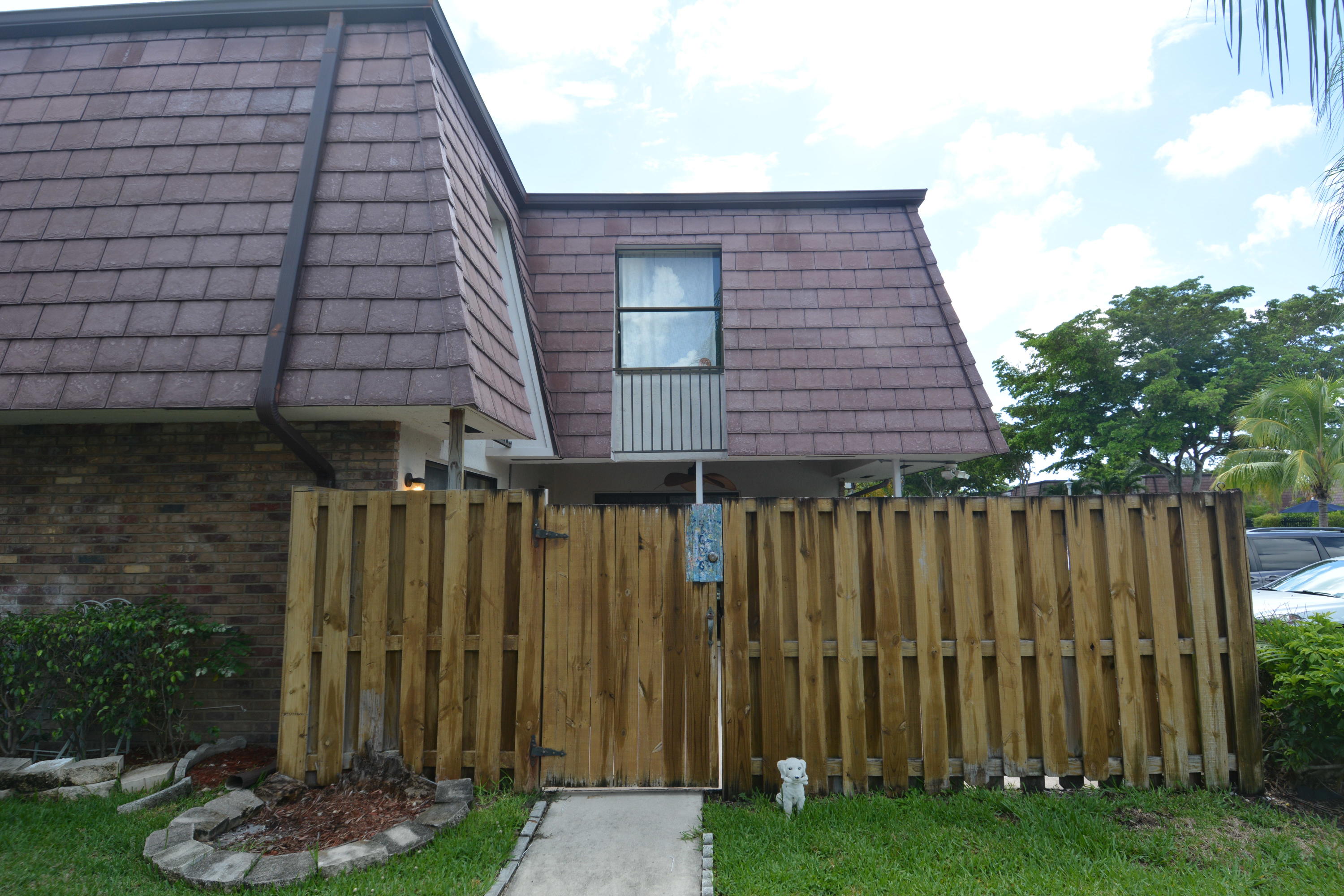 7626 Courtyard Run West Boca Raton, FL 33433 - Photo 24 of 28 Exterior Side