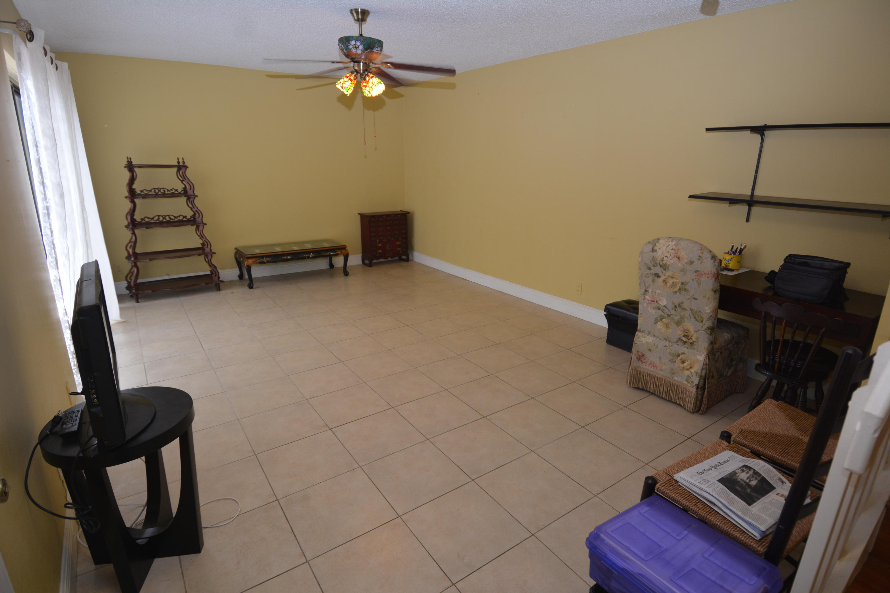 7626 Courtyard Run West Boca Raton, FL 33433 - Photo 3 of 28 Living area