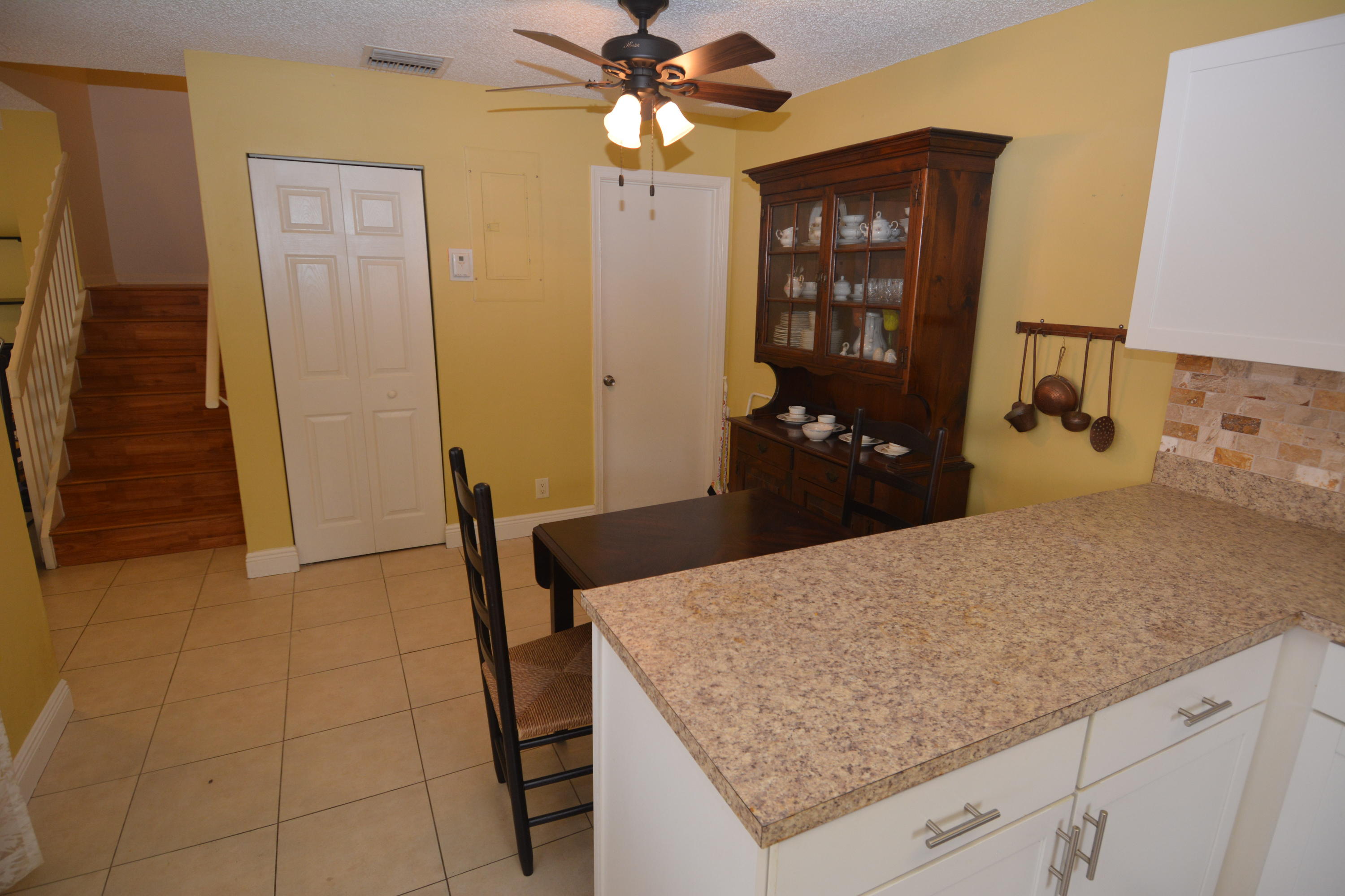 7626 Courtyard Run West Boca Raton, FL 33433 - Photo 10 of 28 Kitchen reverse