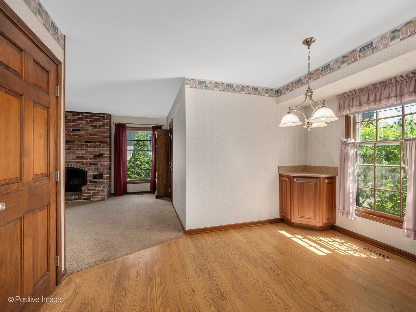 217 Rex Boulevard Elmhurst, IL 60126 - Photo 13 of 36