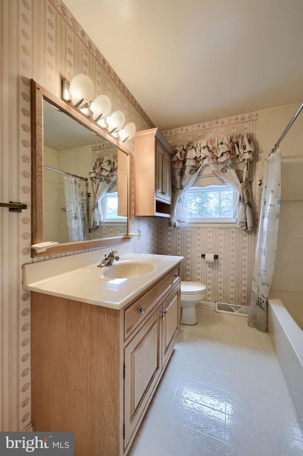 315 Lampeter Road Lancaster, PA 17602 - Photo 21 of 55