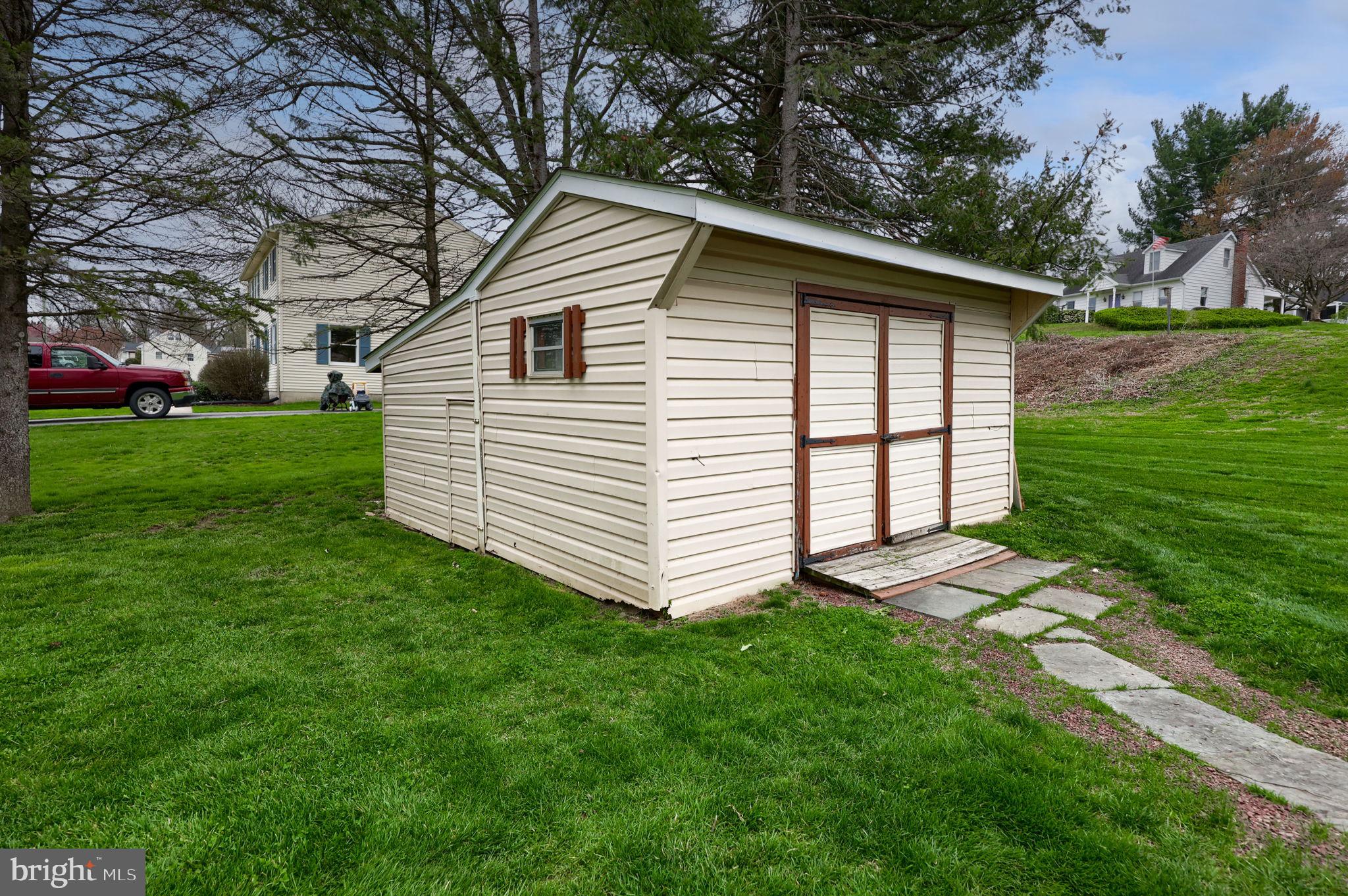 315 Lampeter Road Lancaster, PA 17602 - Photo 52 of 55