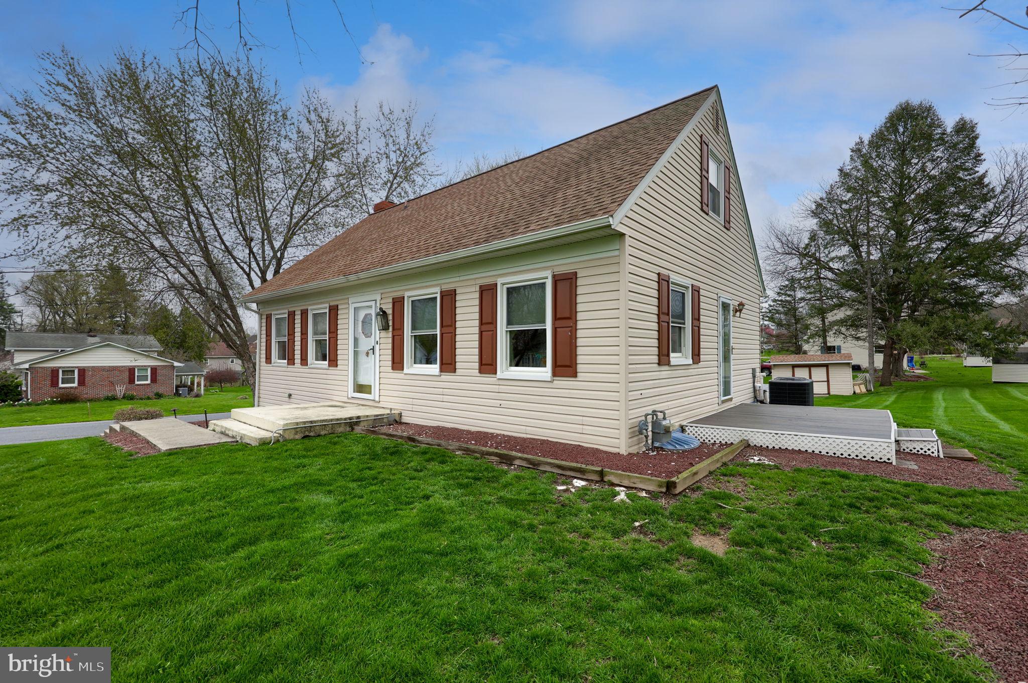 315 Lampeter Road Lancaster, PA 17602 - Photo 6 of 55