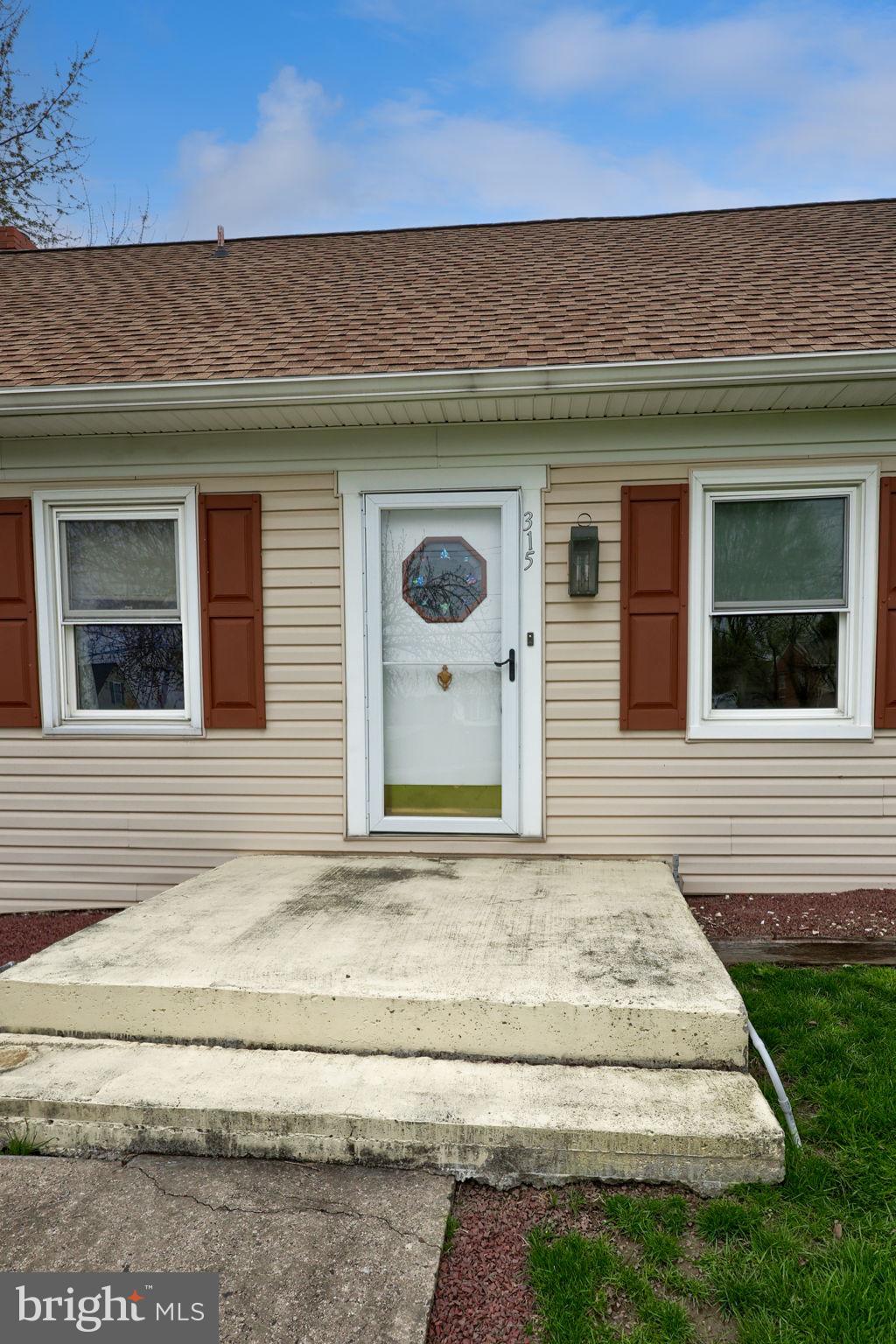 315 Lampeter Road Lancaster, PA 17602 - Photo 7 of 55