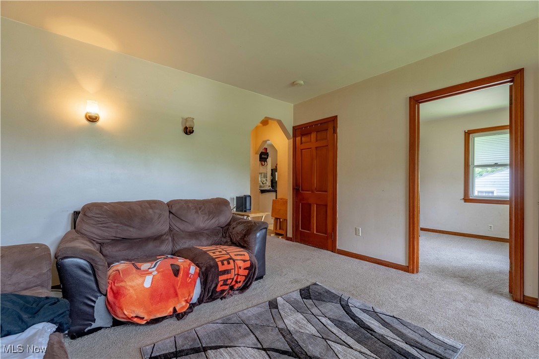 638 Moore Road Akron, OH 44319 - Photo 21 of 38