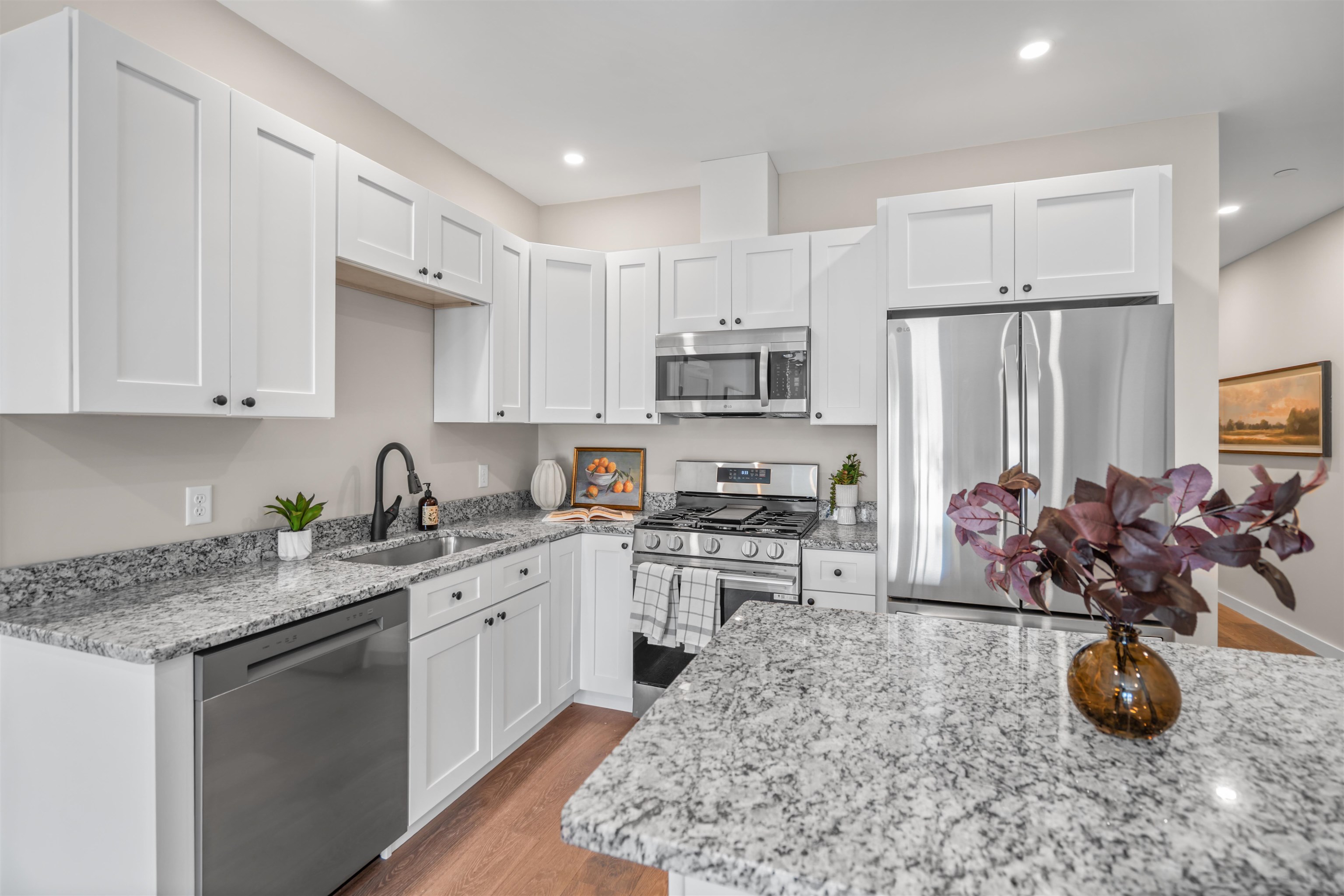 4 Tanager Circle, Unit 8 Concord, NH 03303 - Photo 4 of 51