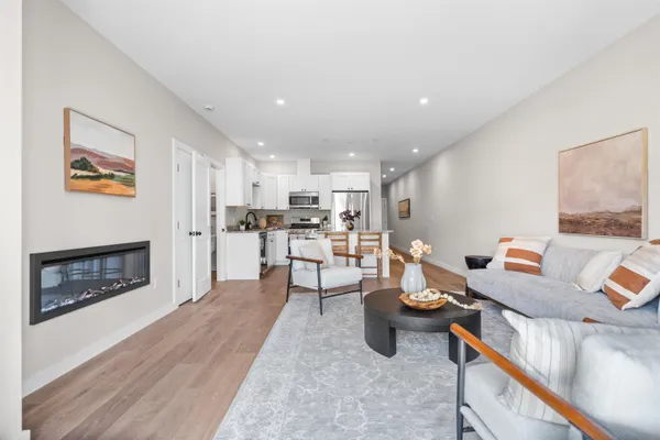 $410,000 | 4 Tanager Circle, Unit 8, Concord, NH 03303