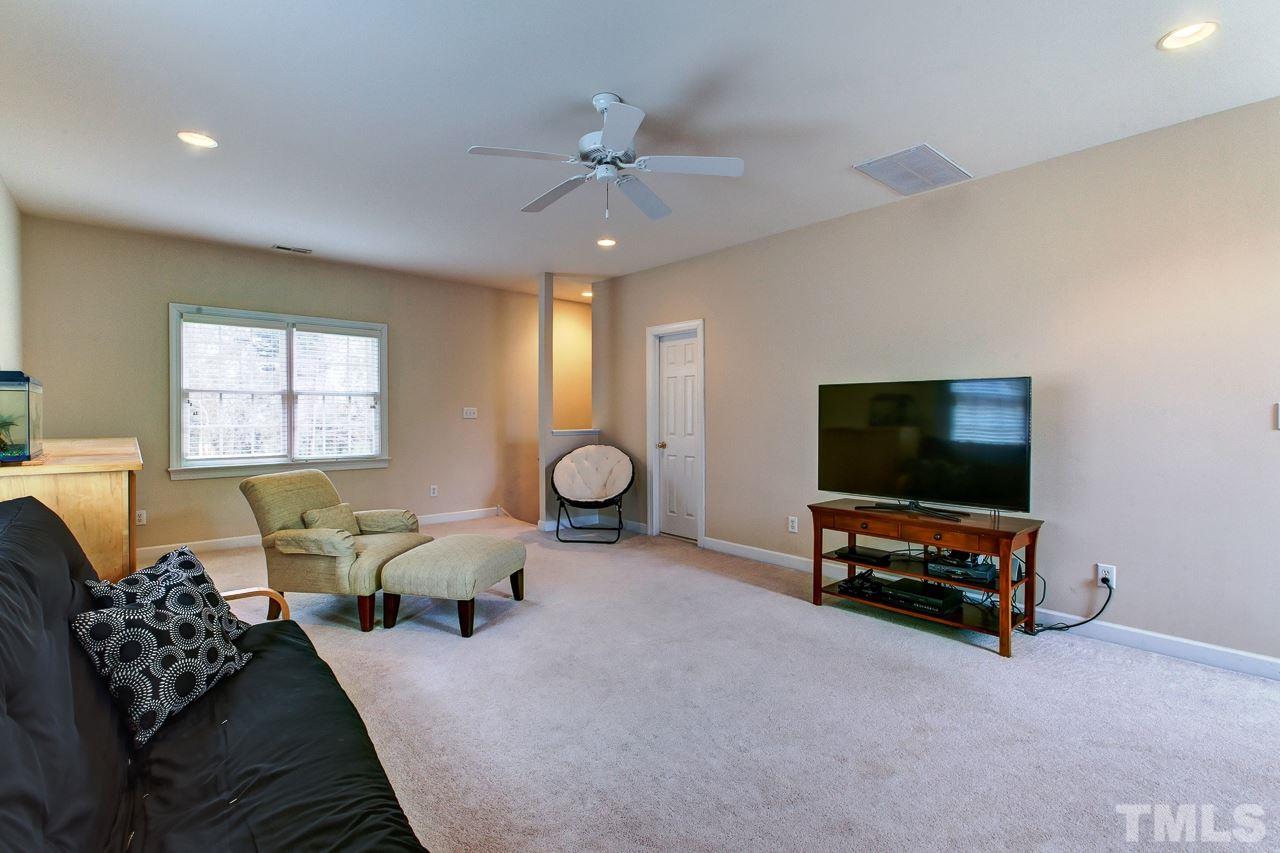 3104 Shinleaf Court Raleigh, NC 27613 - Photo 18 of 24 Gallery Image 18
