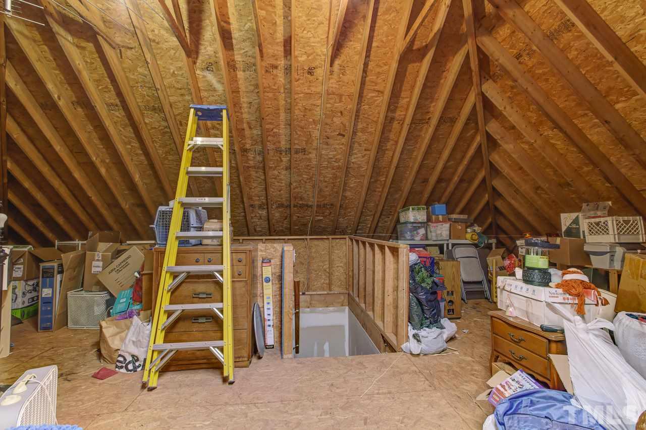 3104 Shinleaf Court Raleigh, NC 27613 - Photo 20 of 24 Gallery Image 20