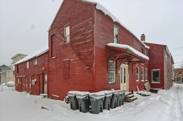 $450,000 | 21 Lower Main Street West, Johnson, VT 05656