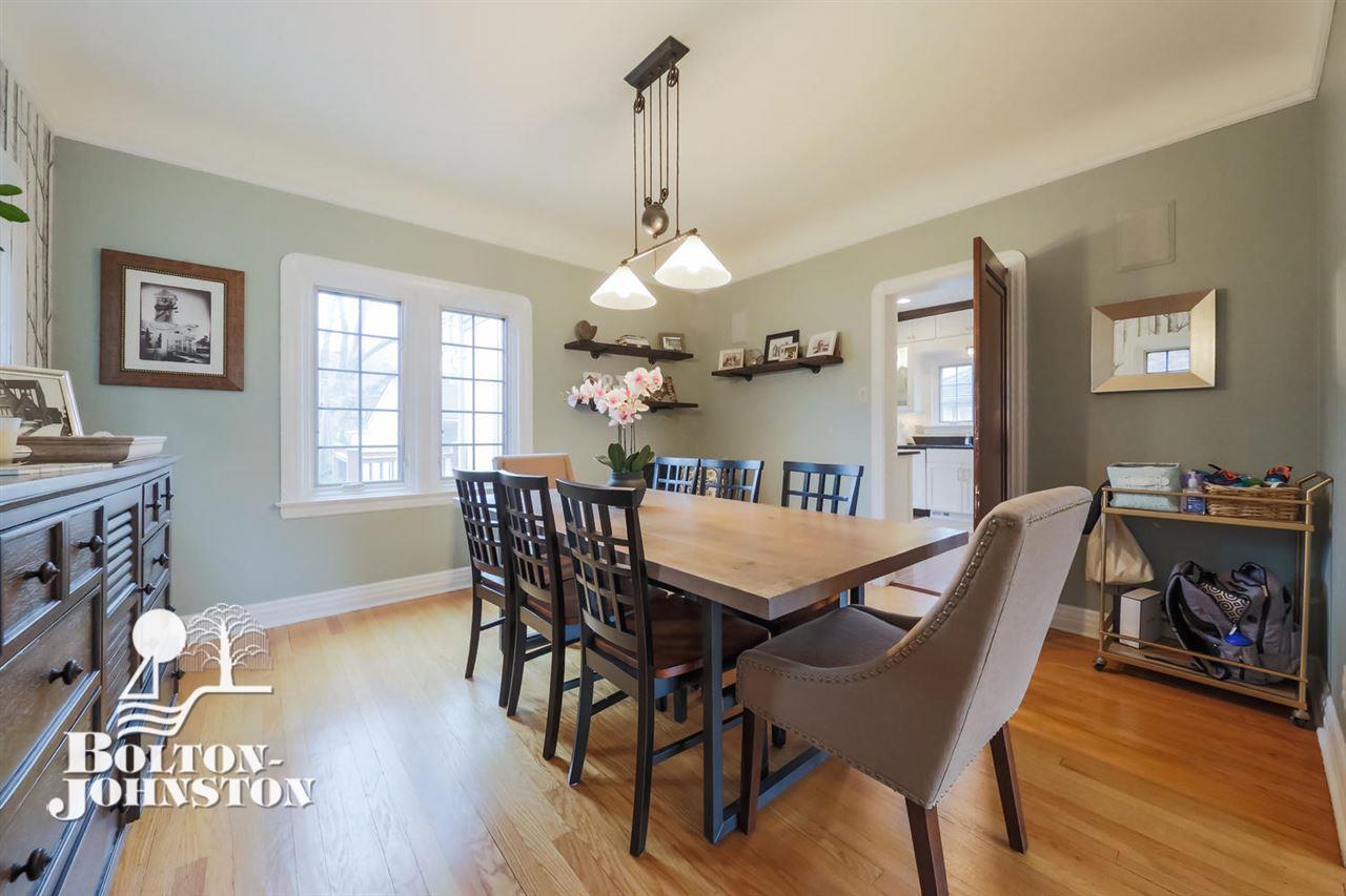 278 Moran Road Grosse Pointe, MI 48236 - Photo 7 of 31 31345942-6.JPG