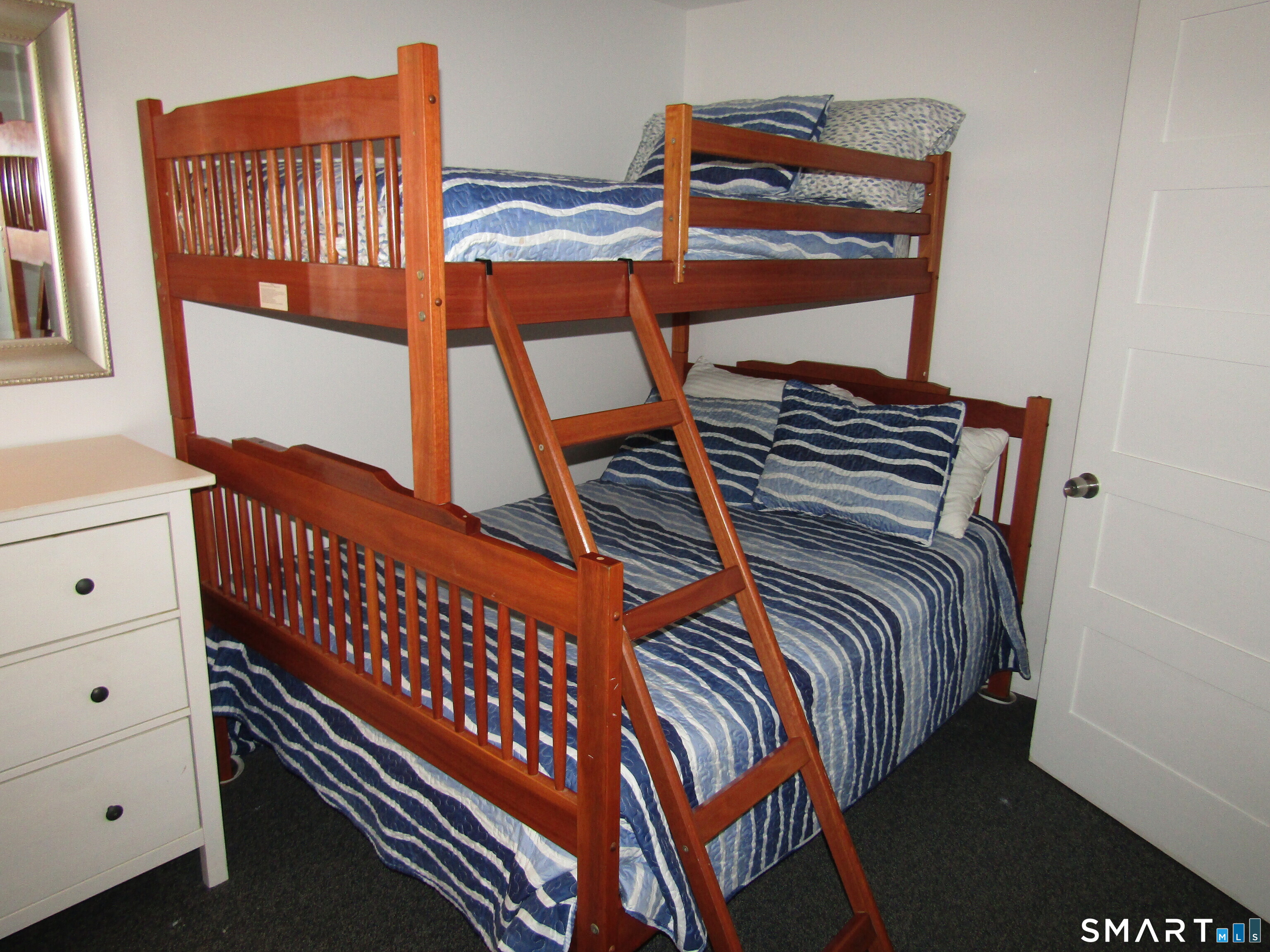 82 Old Colony Road, Unit 2 Old Lyme, CT 06371 - Photo 15 of 19 Gallery Image 15