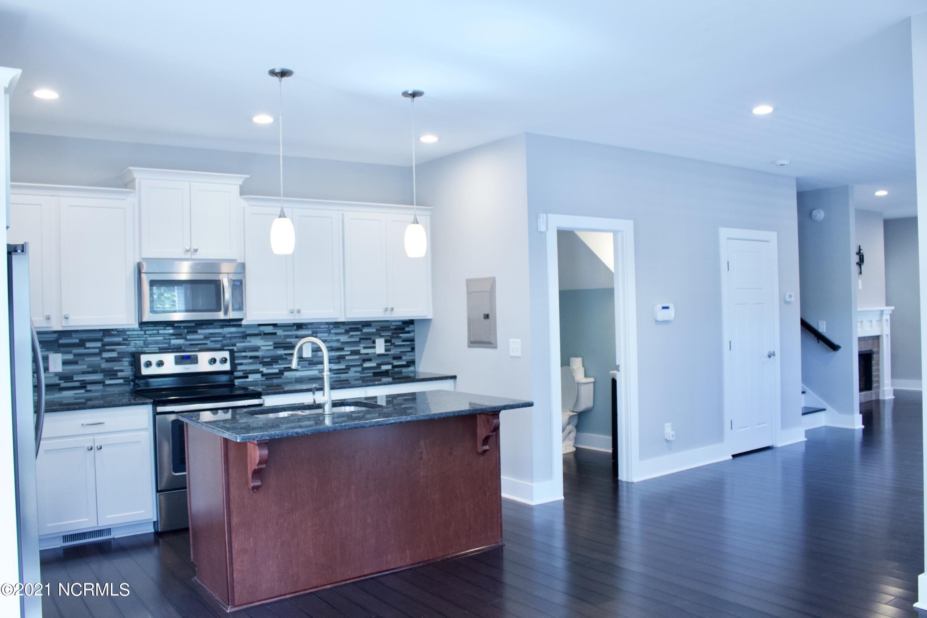 275 Sheldon Road Southern Pines, NC 28387 - Photo 8 of 37