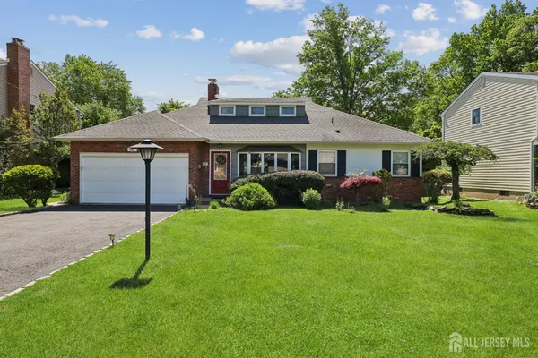 $6,200 | 207 Stoughton Avenue, Cranford, NJ 07016
