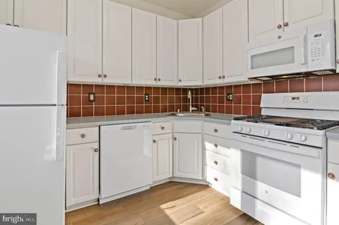 $310,000 | 643 Oakland Hills Drive, Unit 2A, Arnold, MD 21012