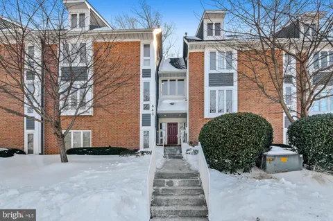 $310,000 | 643 Oakland Hills Drive, Unit 2A, Arnold, MD 21012