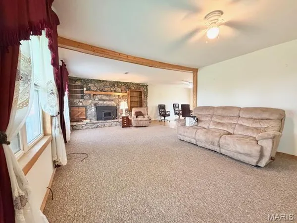 $149,900 | 17901 Dove Road, Phillipsburg, MO 65722