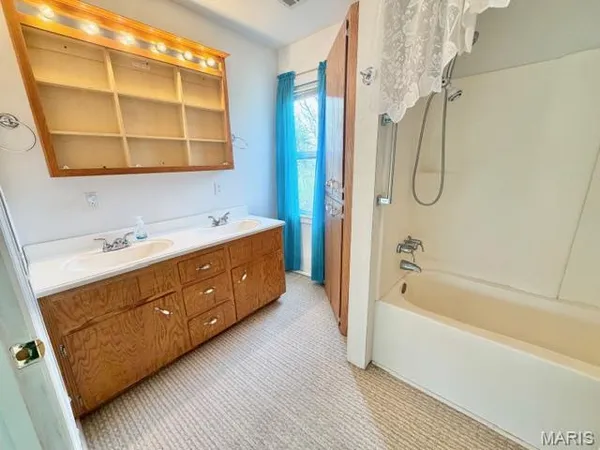 $149,900 | 17901 Dove Road, Phillipsburg, MO 65722