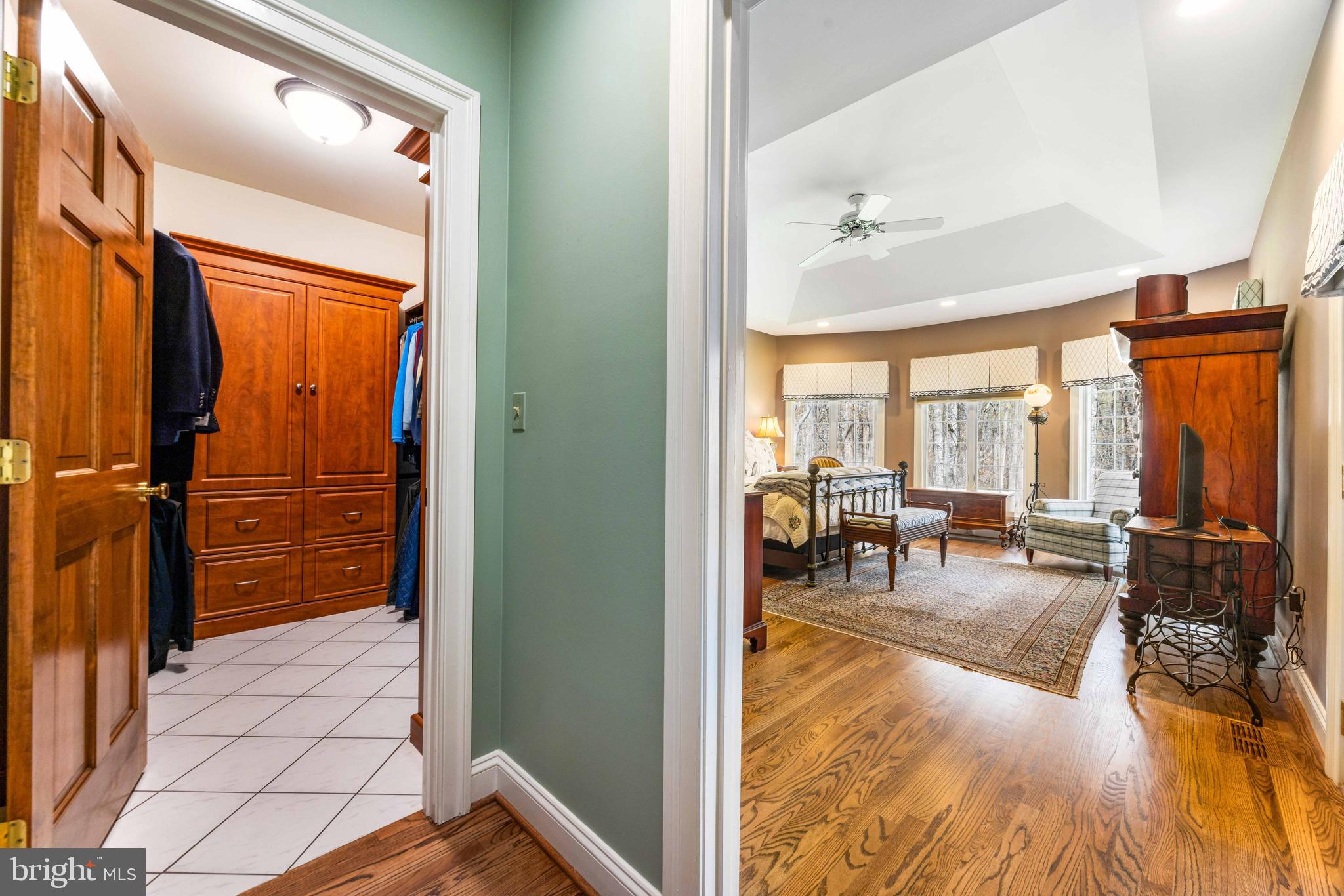 1402 Magers Landing Road Monkton, MD 21111 - Photo 24 of 64 a view of a living room and bathroom