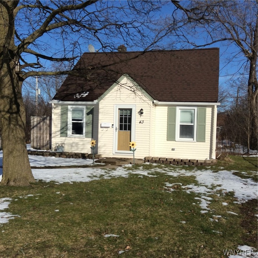 43 Hemlock Road Amherst, NY 14226 - Photo 1 of 1 Gallery Image 1