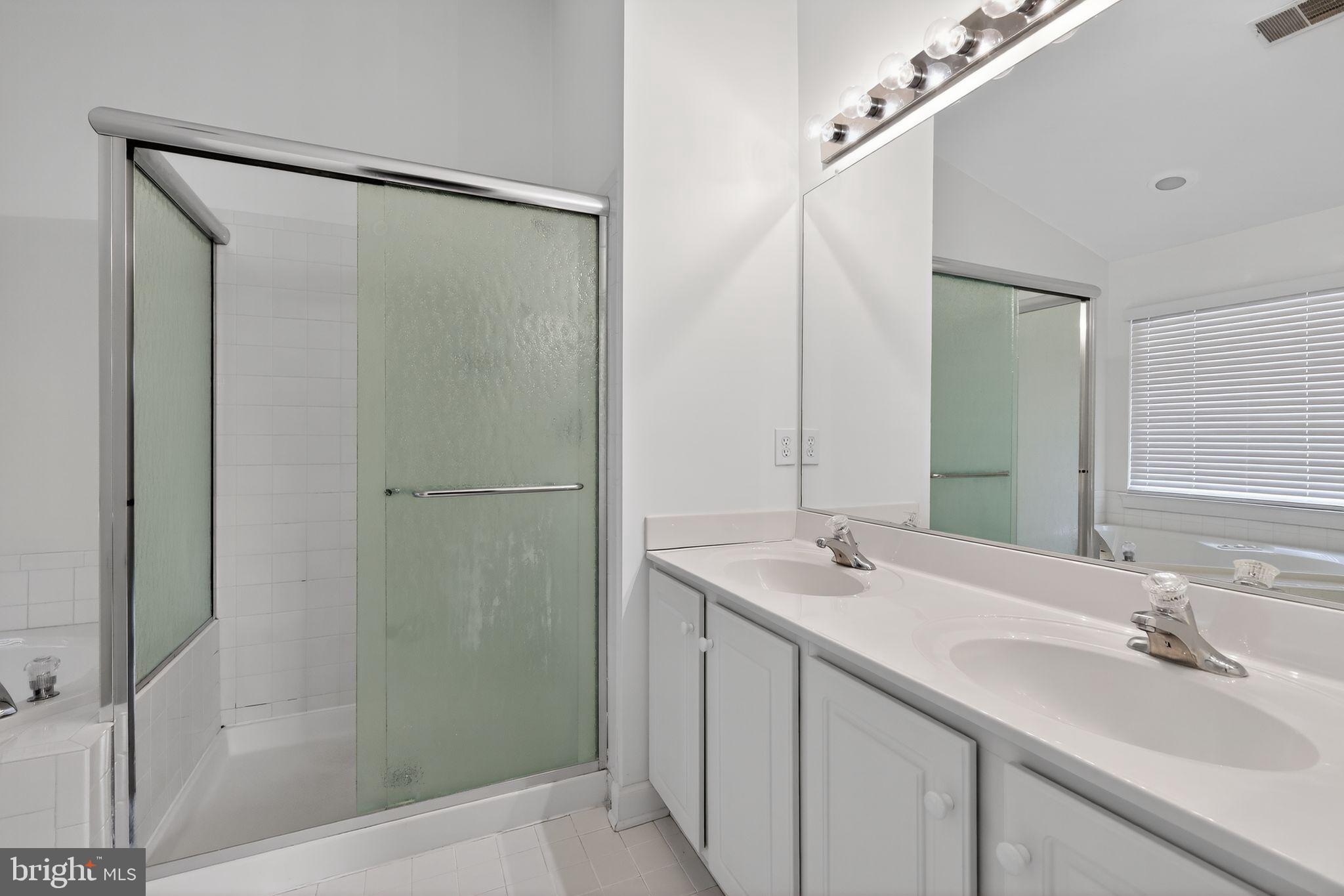 2015 Wheaton Haven Court Silver Spring, MD 20902 - Photo 16 of 30