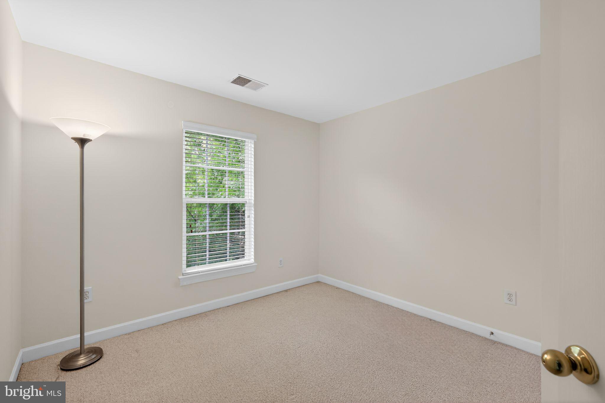 2015 Wheaton Haven Court Silver Spring, MD 20902 - Photo 18 of 30