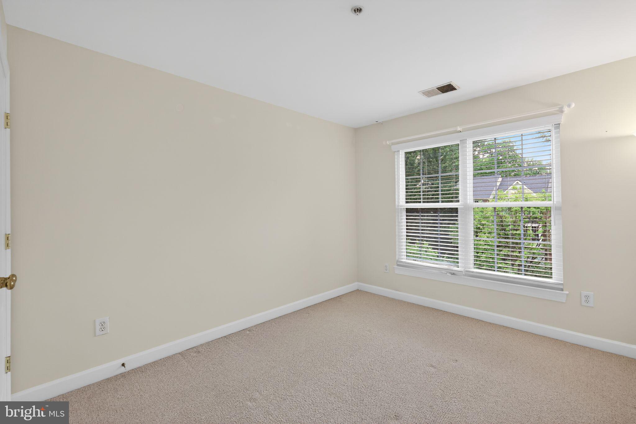 2015 Wheaton Haven Court Silver Spring, MD 20902 - Photo 19 of 30