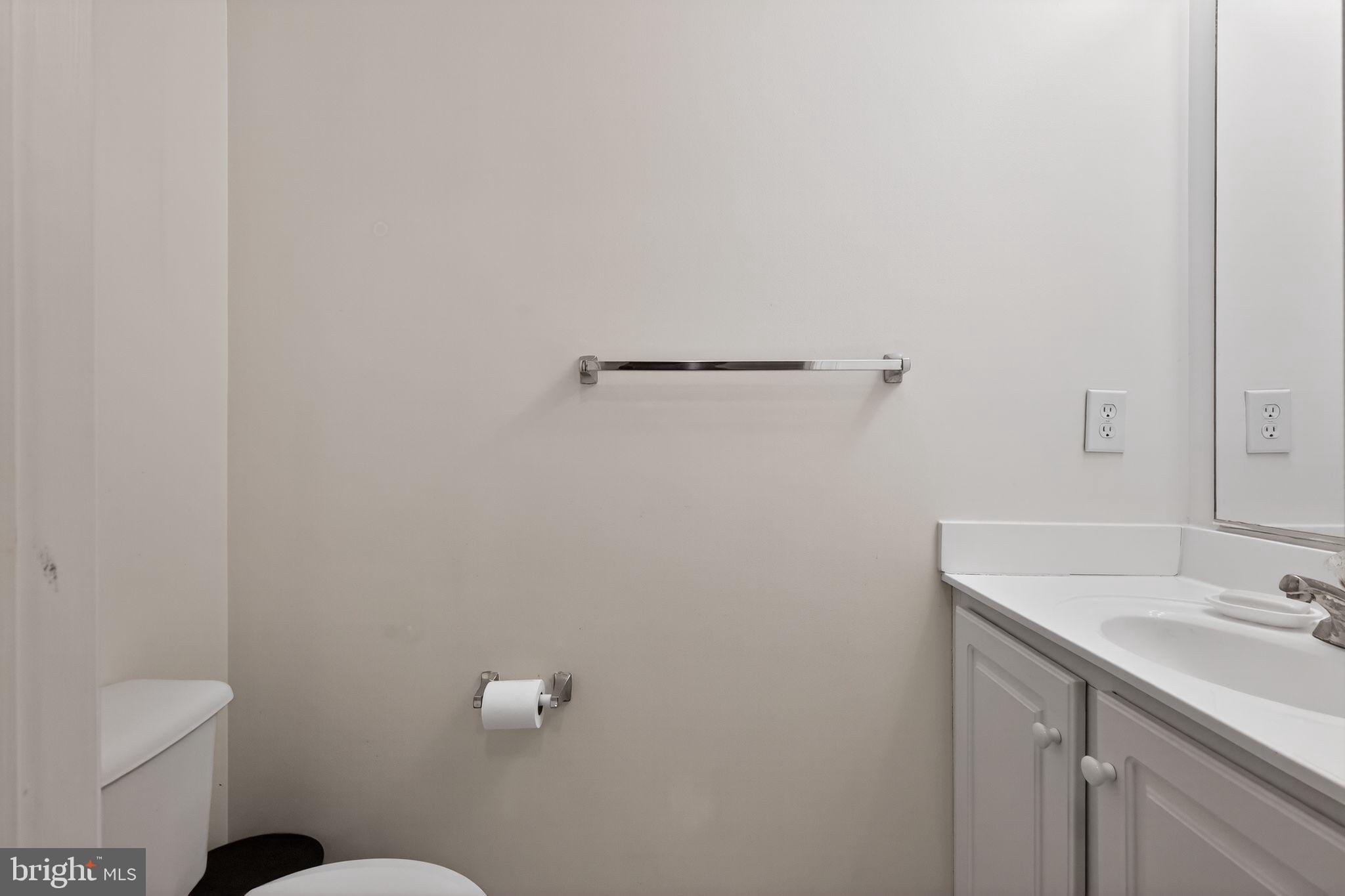 2015 Wheaton Haven Court Silver Spring, MD 20902 - Photo 23 of 30
