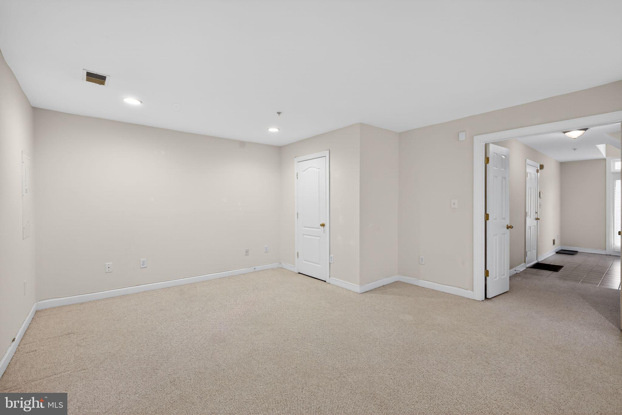 2015 Wheaton Haven Court Silver Spring, MD 20902 - Photo 24 of 30