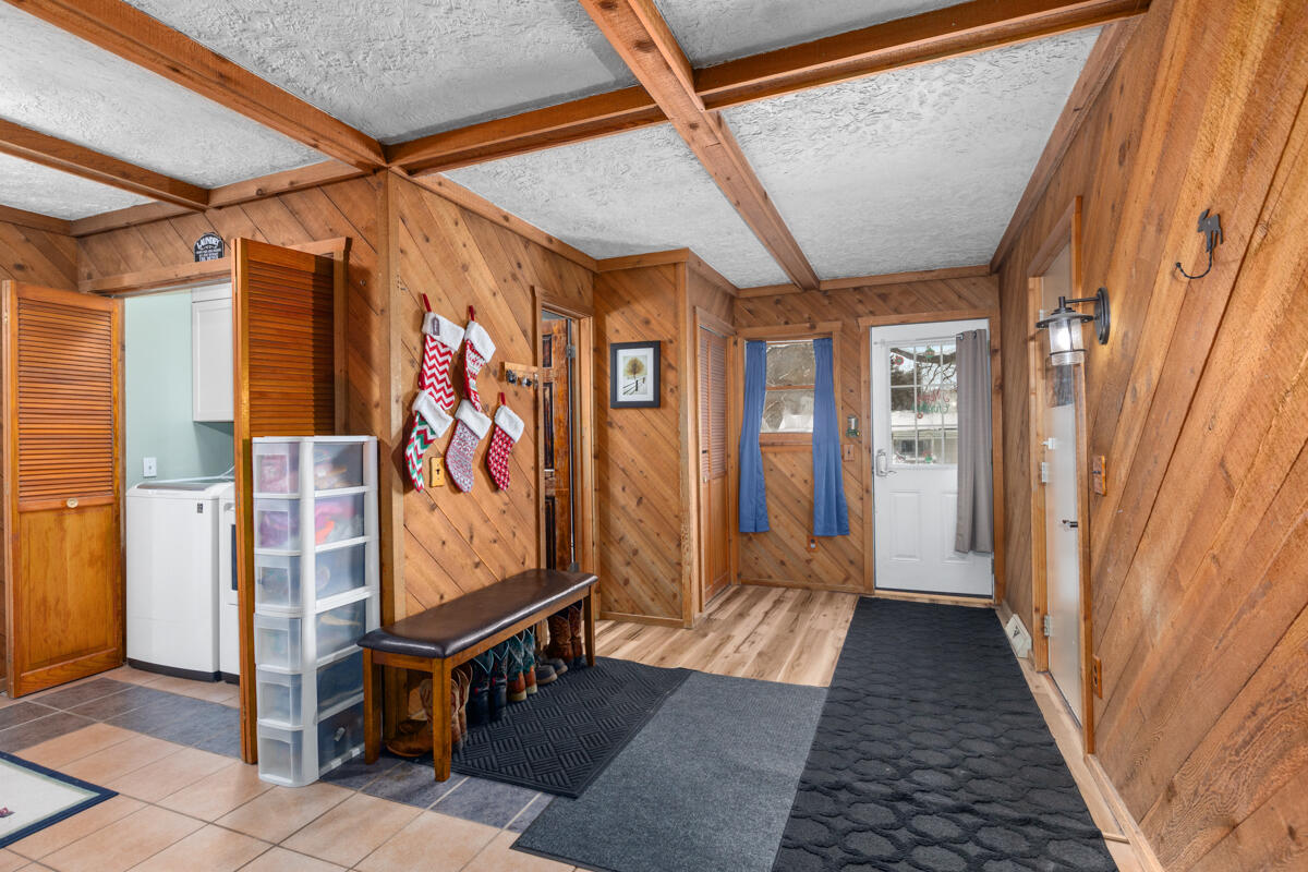 103 West 4th Street Hersey, MI 49639 - Photo 17 of 39 IMG_1016