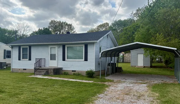 $925 | 624 Vass Lane, Hopkinsville, KY 42240