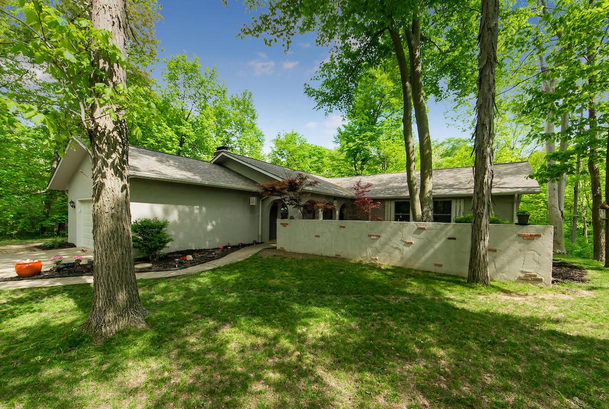4183 Clotts Road Columbus, OH 43230 - Photo 1 of 55 Gallery Image 1
