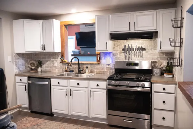 $349,900 | 710 South Elm Street, Three Oaks, MI 49128