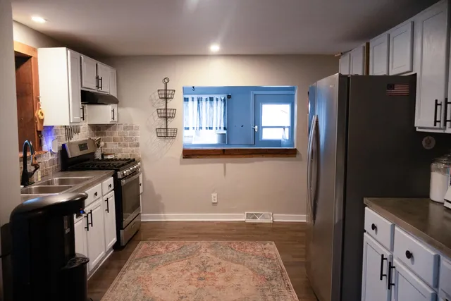 $349,900 | 710 South Elm Street, Three Oaks, MI 49128