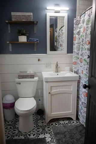 $349,900 | 710 South Elm Street, Three Oaks, MI 49128