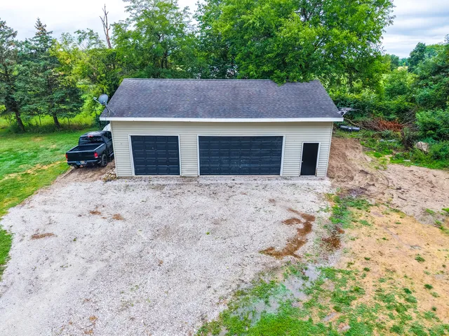 $349,900 | 710 South Elm Street, Three Oaks, MI 49128