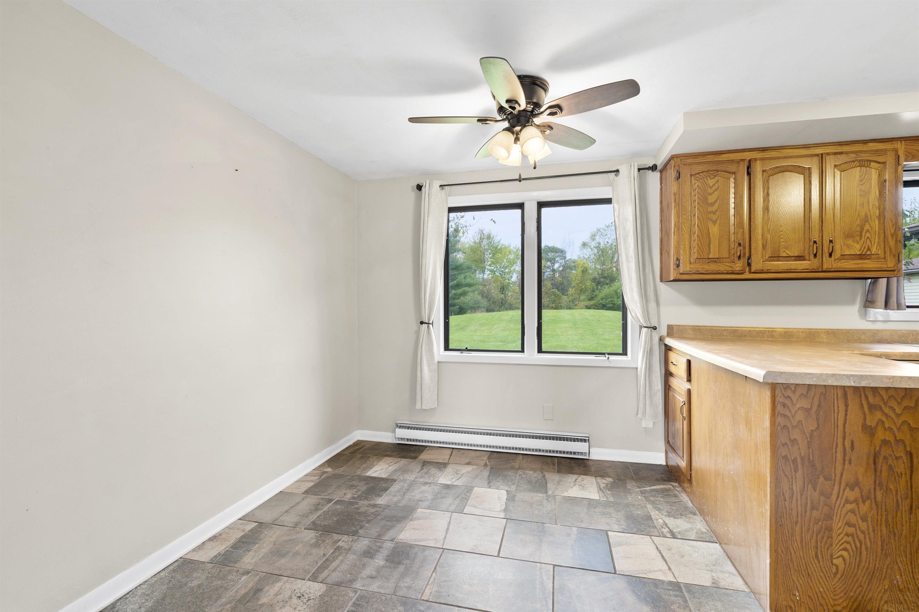 910 North Thomas Road Fort Wayne, IN 46808 - Photo 11 of 36