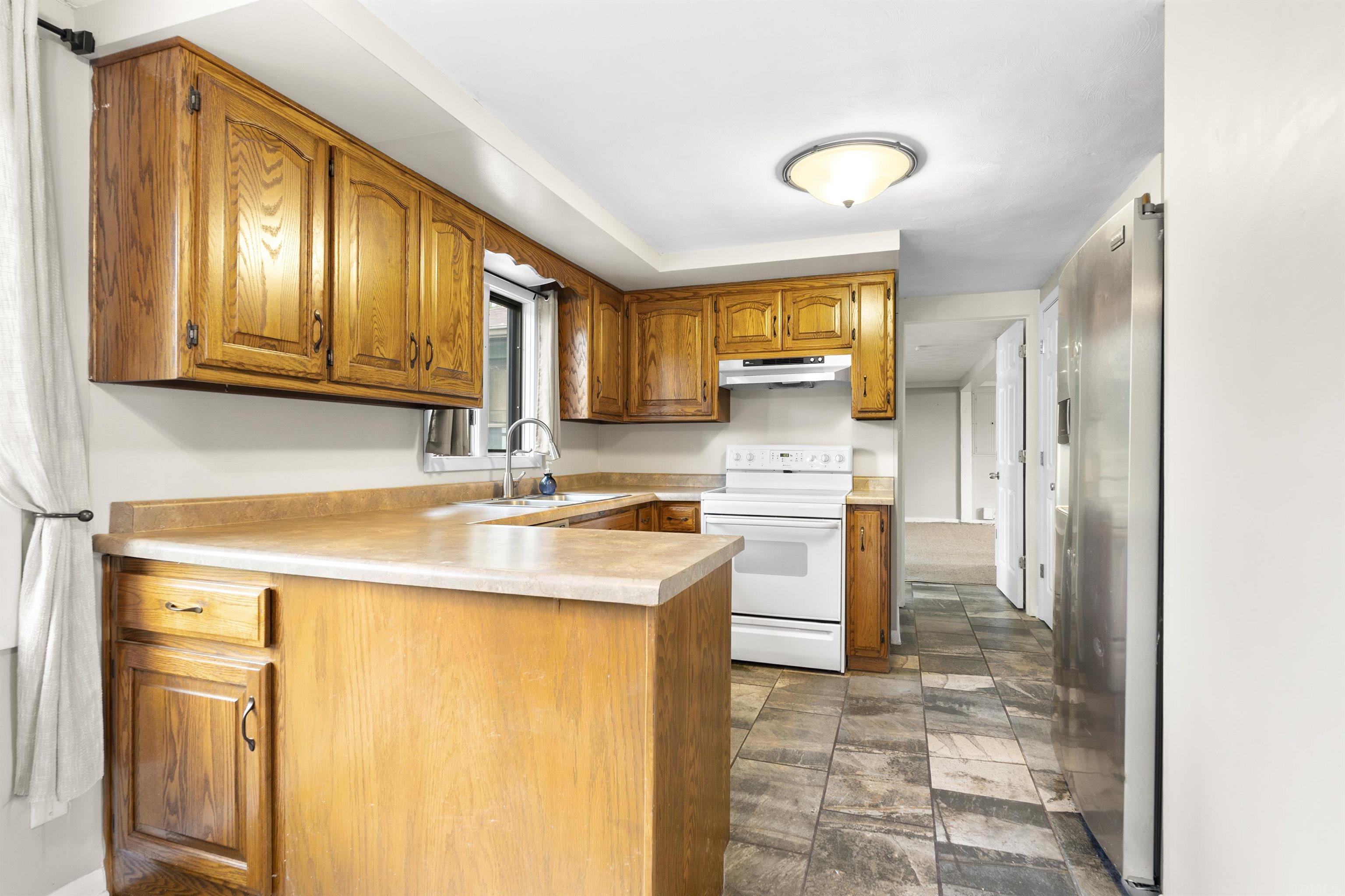 910 North Thomas Road Fort Wayne, IN 46808 - Photo 13 of 36