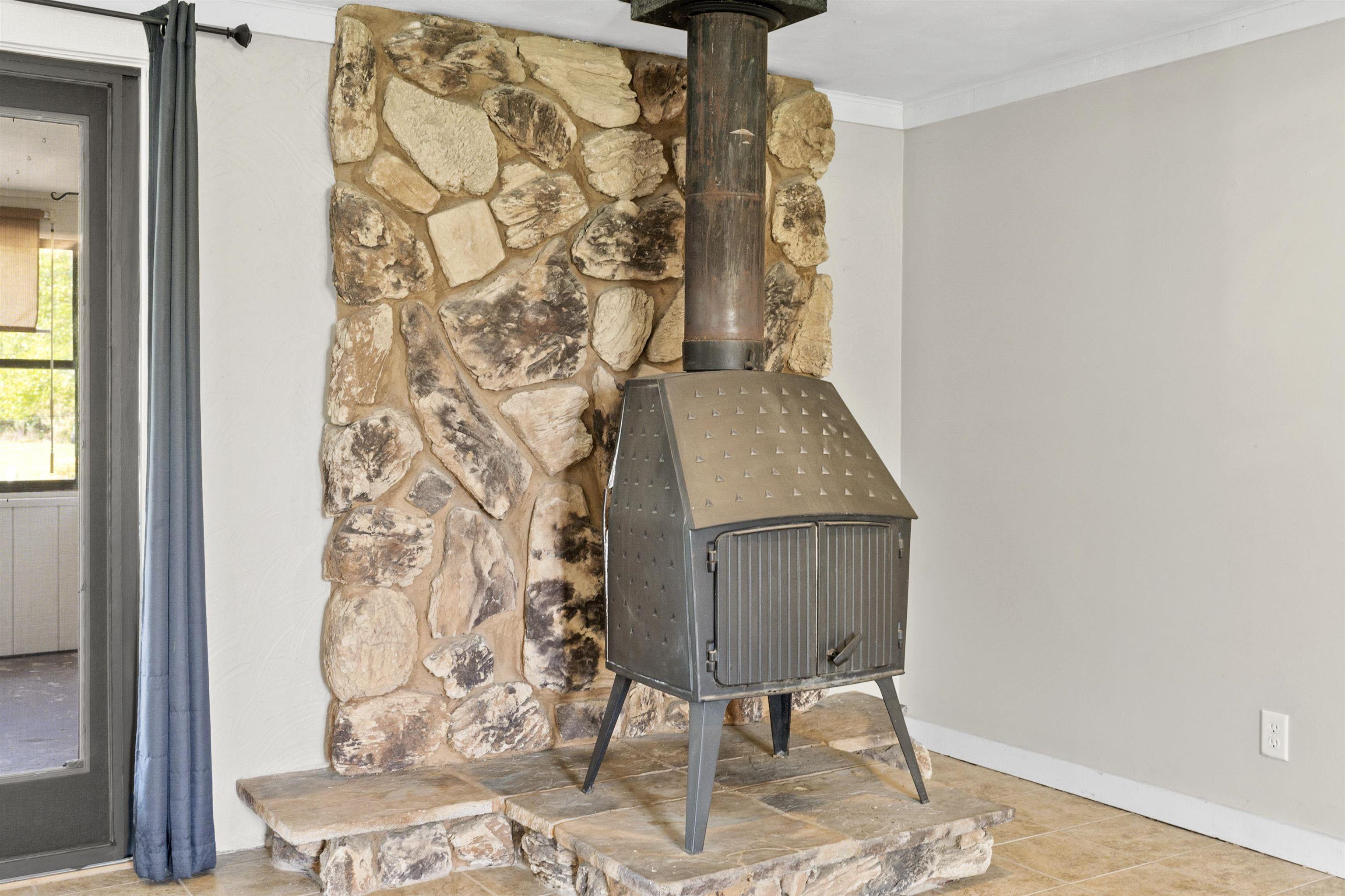 910 North Thomas Road Fort Wayne, IN 46808 - Photo 29 of 36