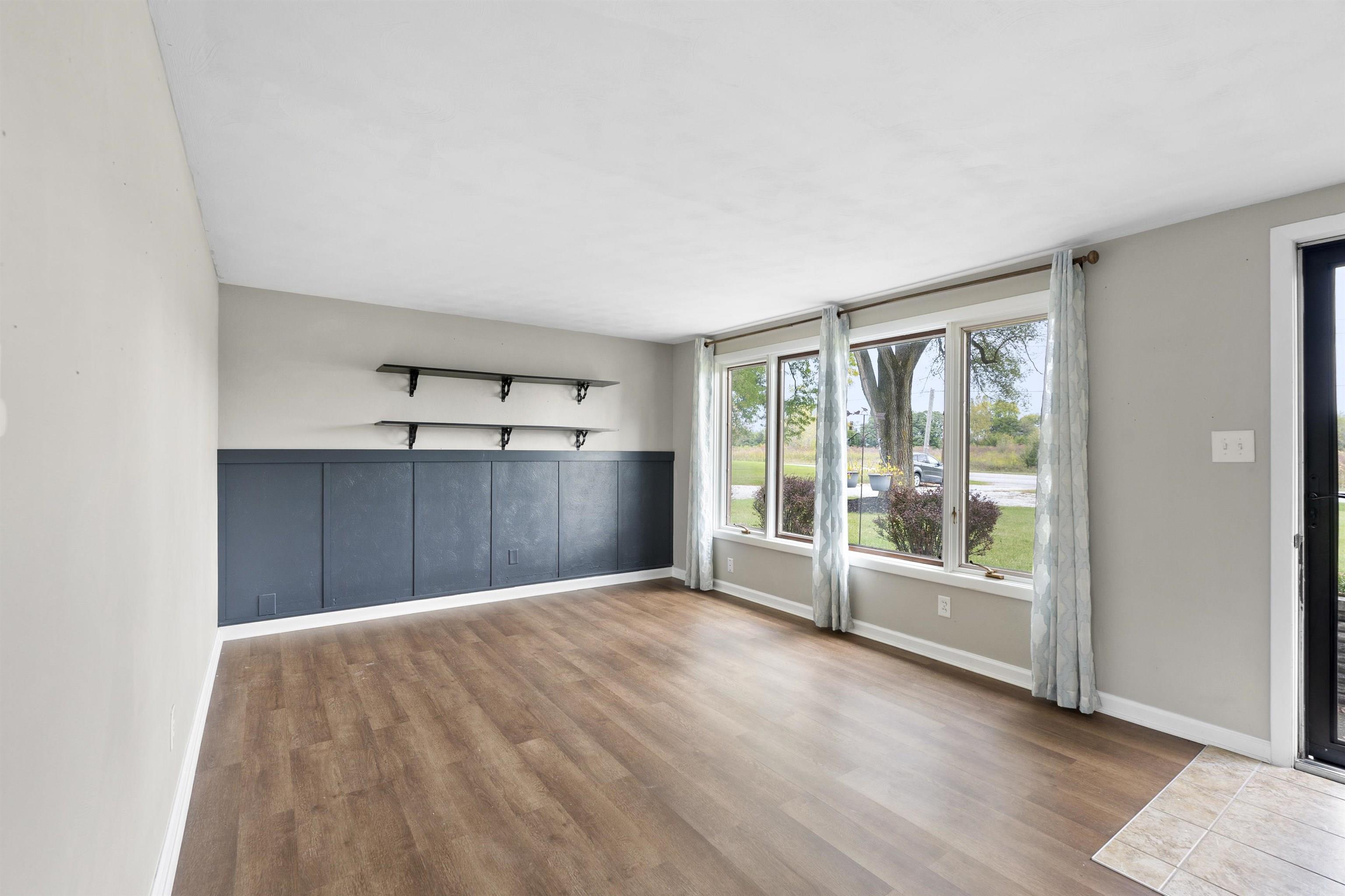 910 North Thomas Road Fort Wayne, IN 46808 - Photo 9 of 36