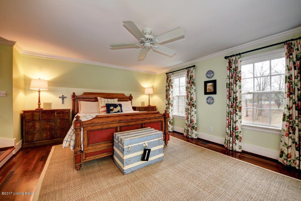 27 Stonebridge Road Louisville, KY 40207 - Photo 28 of 54 26