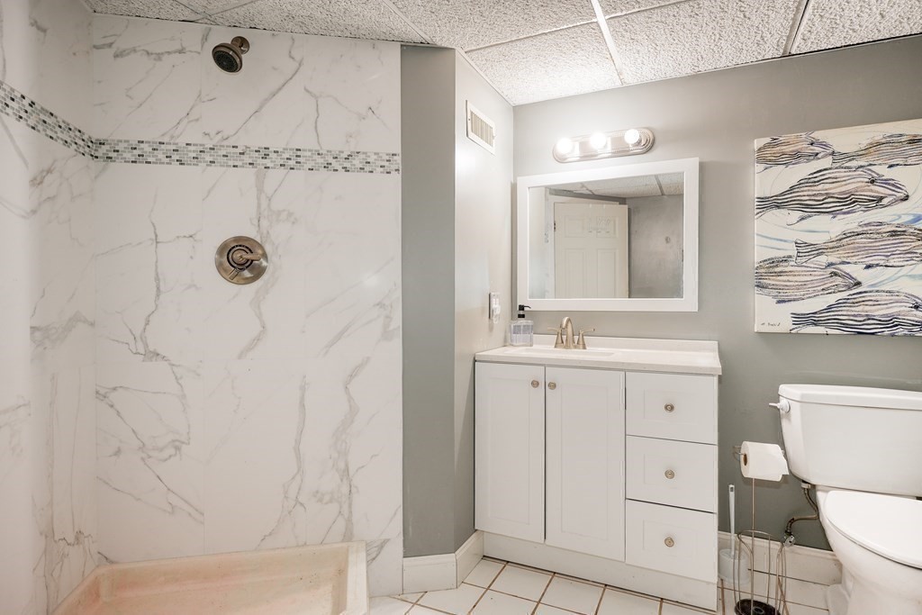 122 Drake Road Burlington, MA 01803 - Photo 35 of 41 Gallery Image 35