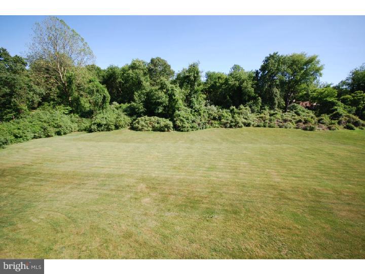 8 Bullock Road Chadds Ford, PA 19317 - Photo 21 of 25 View in Back
