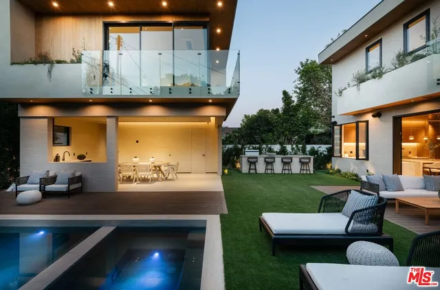 $3,465,900 | 13229 Hesby Street, Sherman Oaks, CA 91423