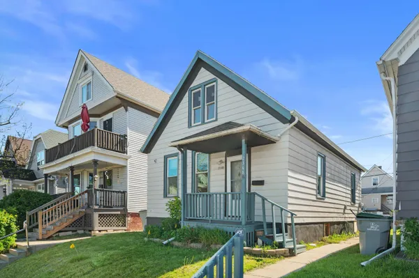 $179,900 | 2348 South 16th Street, Milwaukee, WI 53215