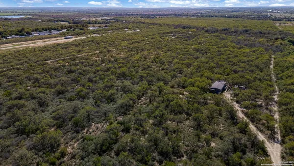 $5,000,000 | 14350 Interstate 35 Access Road, Von Ormy, TX 78073