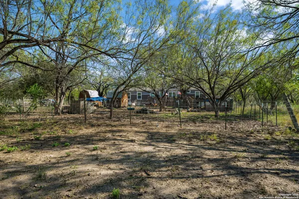 $5,000,000 | 14350 Interstate 35 Access Road, Von Ormy, TX 78073