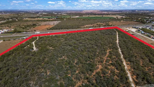 $5,000,000 | 14350 Interstate 35 Access Road, Von Ormy, TX 78073